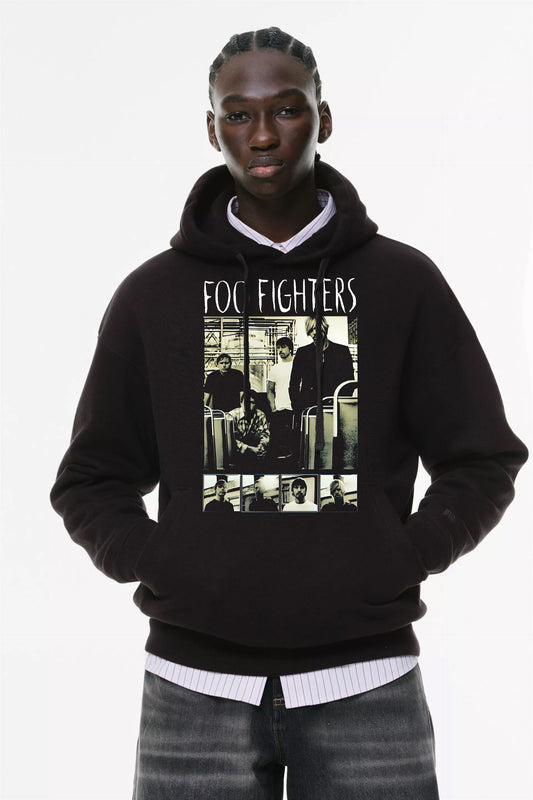 Φούτερ με κουκούλα και τσέπες Prenium ποιότητας της εταιρίας Lux in Tenebris με τύπωμα Foo Fighters