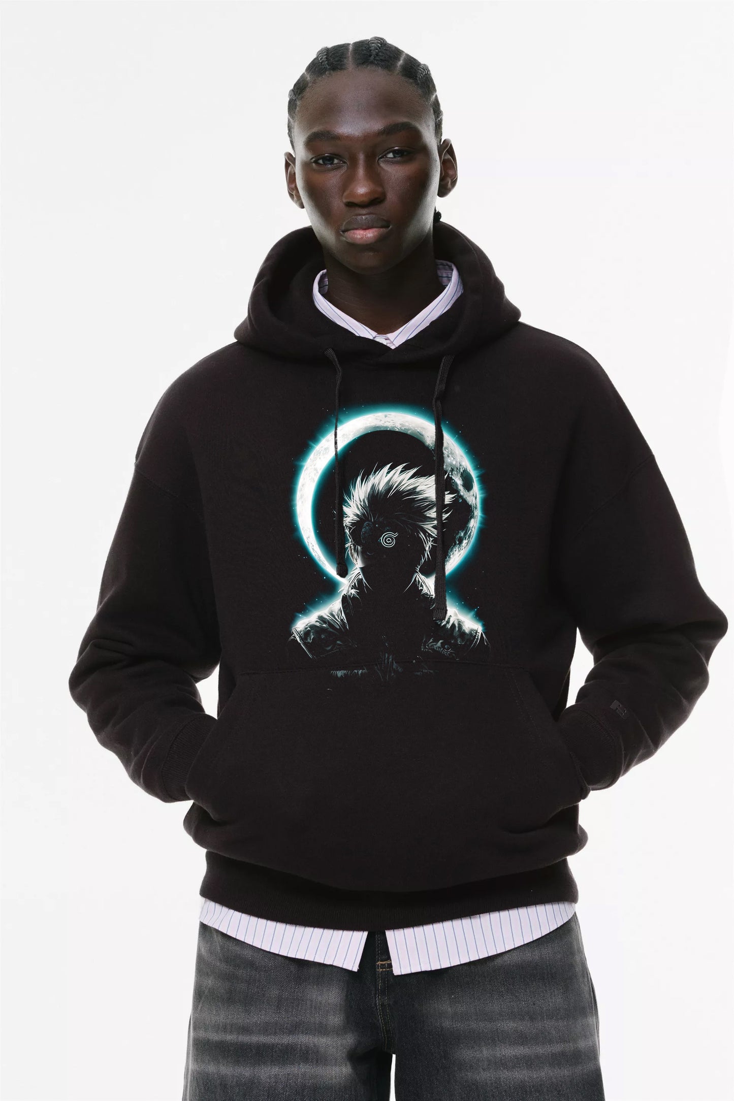 Φούτερ με κουκούλα και τσέπες Prenium ποιότητας της εταιρίας Lux in Tenebris με τύπωμα Anime Art Design